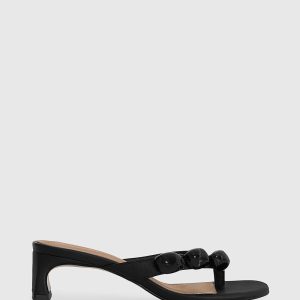 Alaine Sandal