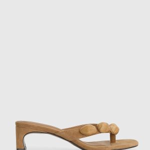 Alaine Sandal