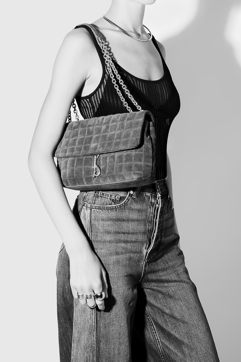 Edie Medium Crossbody With Square Quilt - Image 4