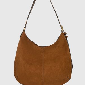 Naomi Hobo