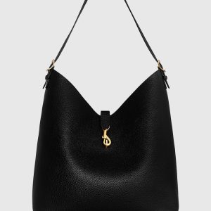 Megan Hobo
