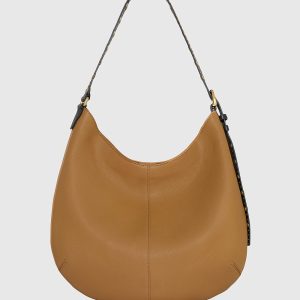 Naomi Hobo