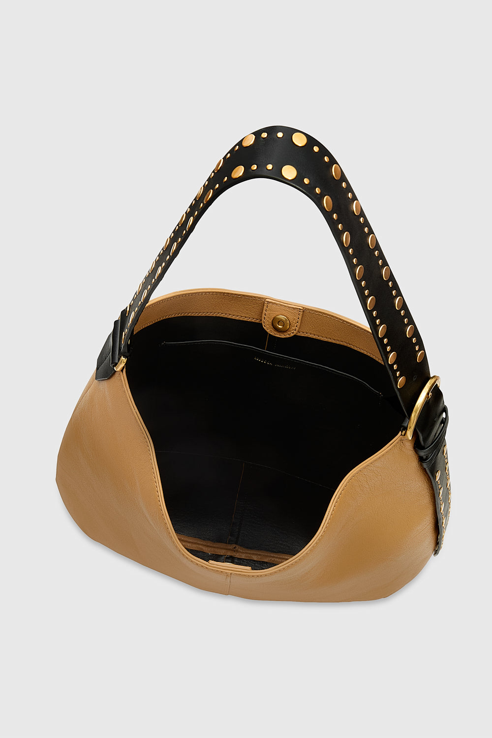 Naomi Hobo - Image 3