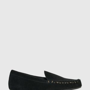 Emma Moccasin