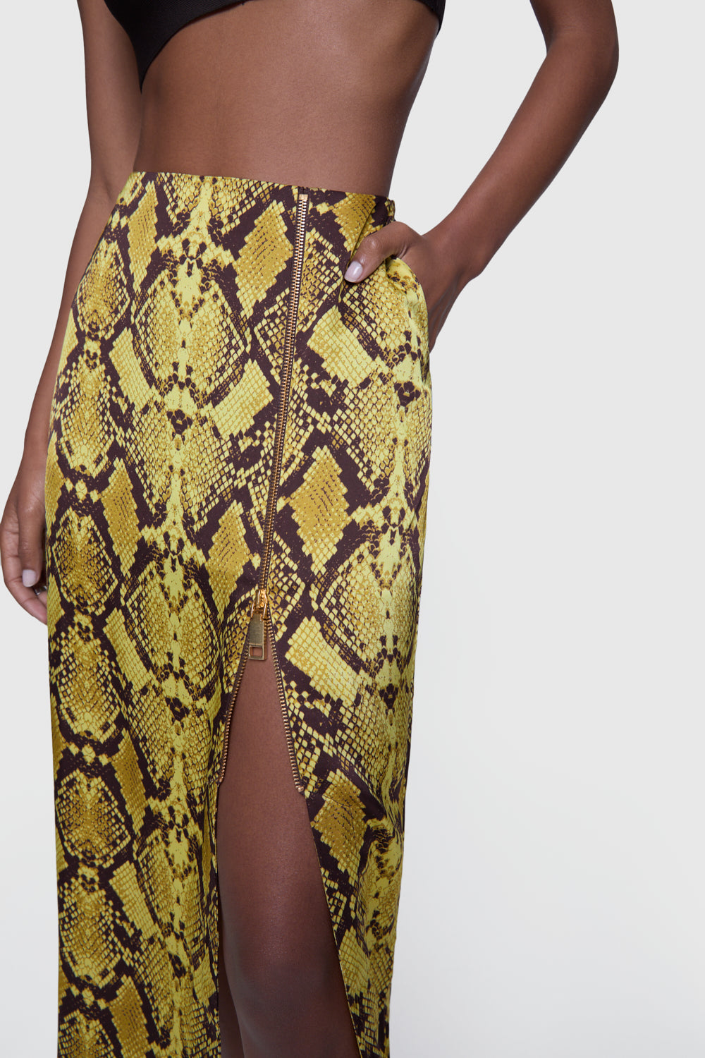 Isa Pencil Skirt - Image 2