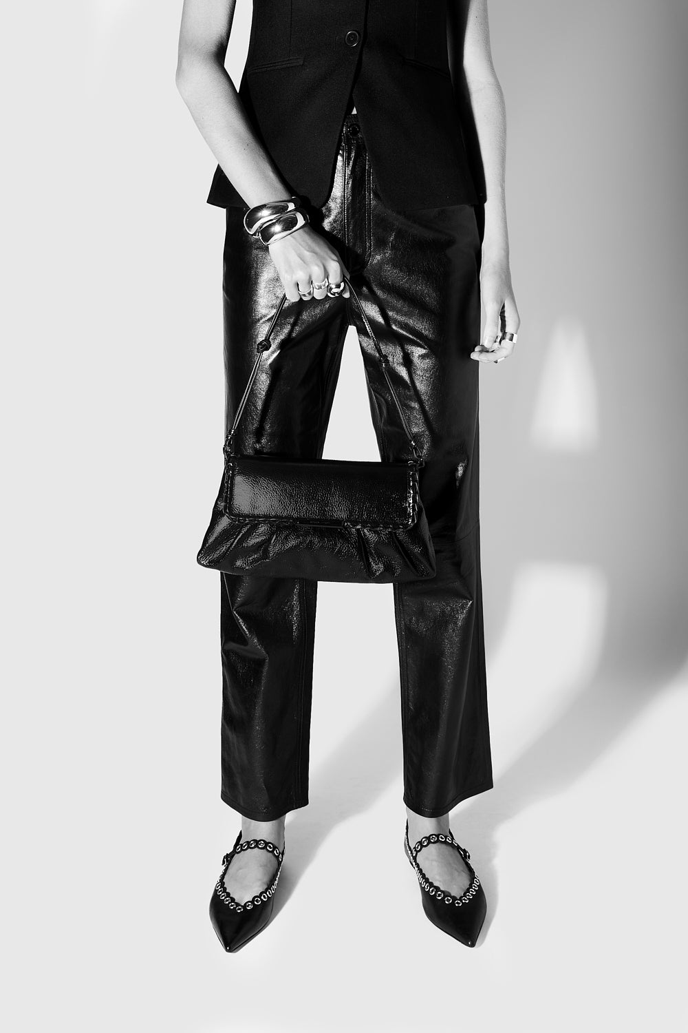Soho Shoulder Bag - Image 4